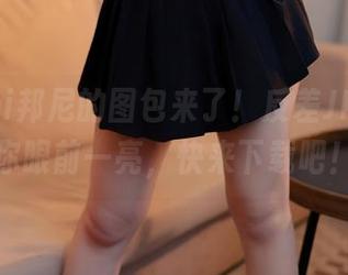 Bangni邦尼的图包来了！反差JK泳装让你眼前一亮，快来下载吧！