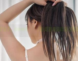 这么一双袜子，Dami(퀸다미)的美图难道就靠这些陪衬吗？