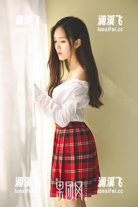 GIRLT果团网-Miss琪 GIRLT果团网 - Miss琪的短裤资源大解析,拍照技艺太抢眼,短裤秒变时尚利器。