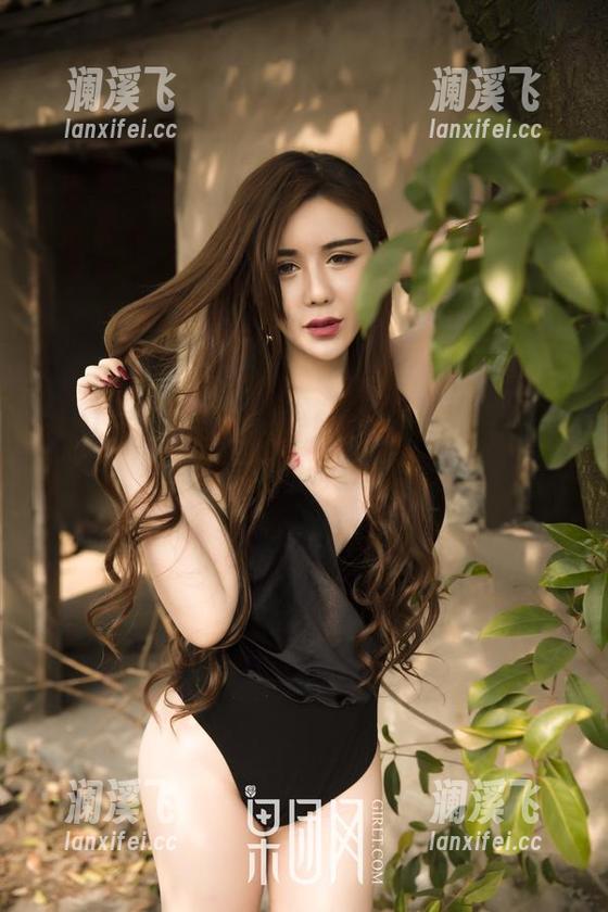 GIRLT果团网-酸酱兔 GIRLT果团网 - 酸酱兔的御姐写真,合集里总有不期而遇的清新