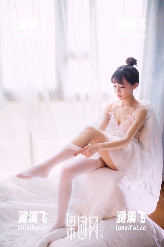 GIRLT果团网 打造你的白色衬衫神话,果团网整理了原图和精选,以保证你不走弯路!