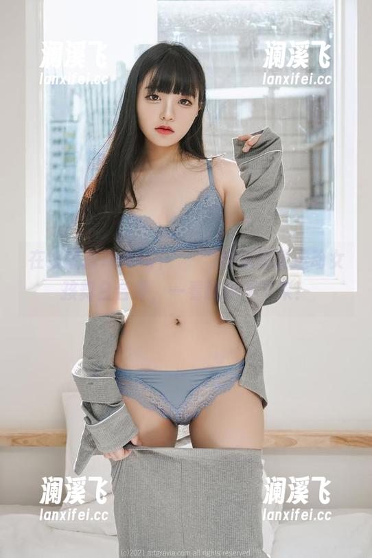 在线直播Jenny(정제니)的海军蓝运动女孩舞台合集，一看就停不下来！