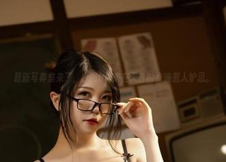 最新写真集来了，Leah梓未在天台的点滴惹人妒忌。