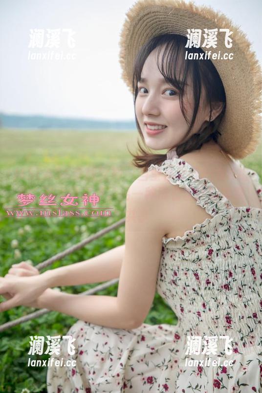 MSLASS梦丝女神-莹仙女 MSLASS梦丝女神 - 当莹仙女与PINK相遇,写真被赋予了另一种洗衣粉般的清新和共享