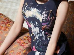 TouTiao头条女神 – 在网盘上窝着的李媛媛瑜伽作品，让我每次看都有点想鼓励自己去练一下……但又开始犹豫了。