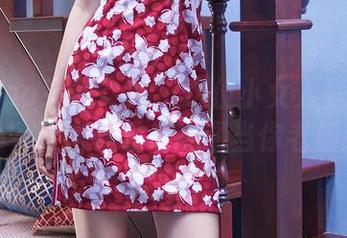 TouTiao头条女神 – 这位小女人是喵星人吗？快来莫晓希美图当你老板！
