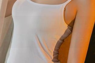 UGirls尤果网 – 如果工作也能这样穿,尤菲儿的职业装私拍图片我给满分!