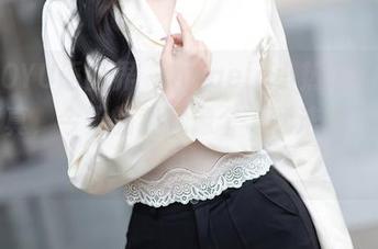 XIAOYU语画界 – Angela小热巴的体操服写真，今天的我就像个“翻滚的豆腐”！