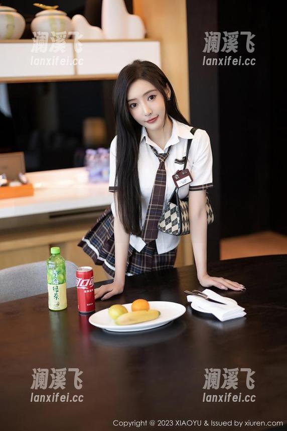 XIAOYU语画界-杨晨晨Yome XIAOYU语画界 - 杨晨晨Yome的图集:居家不等于无聊,我们都懂的