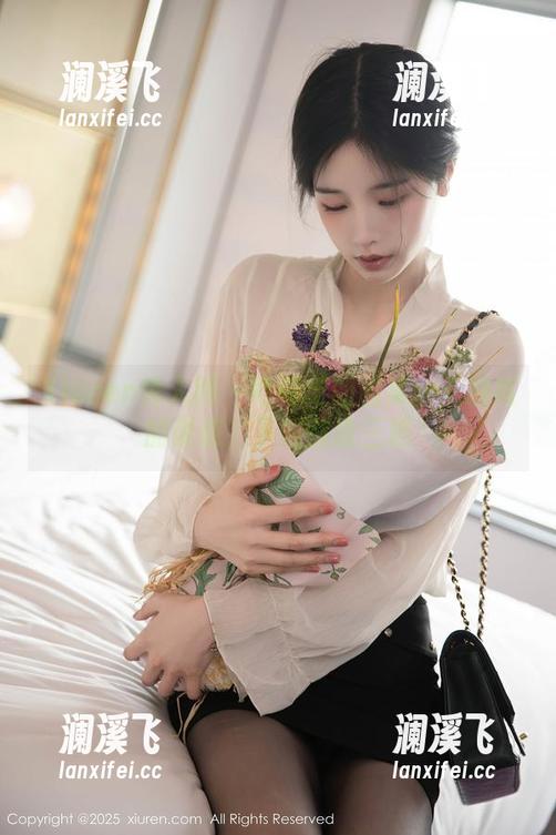Xiuren秀人网-可可芝 Xiuren秀人网 - 可可芝的图集——油亮的诱惑,下载前请三思