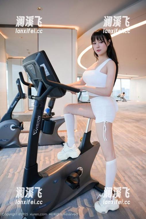 Xiuren秀人网-王俪丁呀 Xiuren秀人网 - 快来围观!王俪丁呀最新图集中女孩们的狂欢派对!