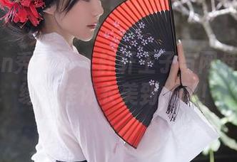 Xiuren秀人网 – 轩轩王子与网盘不解之缘：连体衣美到炸裂！