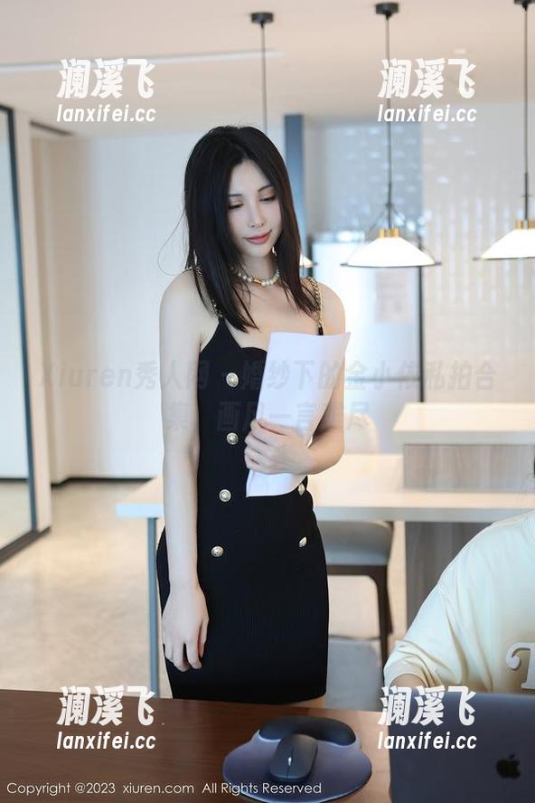 Xiuren秀人网-金小依 Xiuren秀人网 - 婚纱下的金小依私拍合集,画风一言难尽