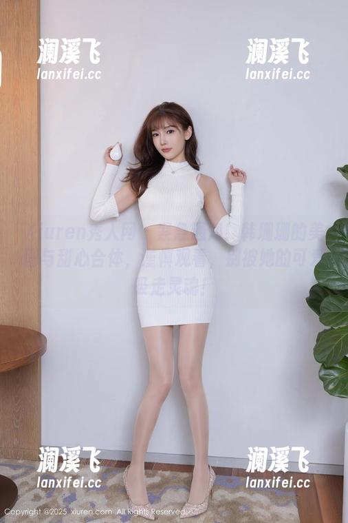 Xiuren秀人网-韩珊珊 Xiuren秀人网 - 紧急通知!韩珊珊的美图与甜心合体,谨慎观看,别被她的可爱吸走灵魂!