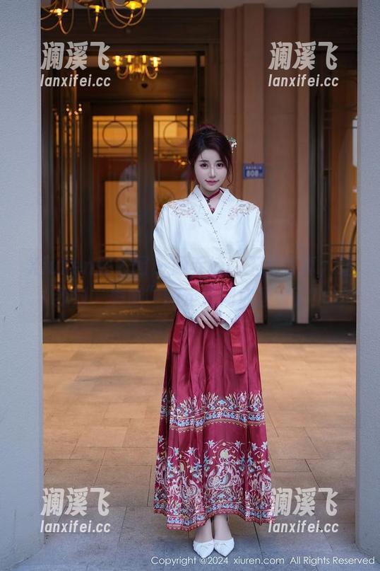 Xiuren秀人网-顾乔楠 Xiuren秀人网 - 顾乔楠的玉足写真,让我对“美腿”的定义彻底颠覆了!