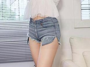 YouMi尤蜜荟 – 合法萝莉的花嫁写真，照片比我吃的蛋糕还甜蜜呢！