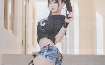 yoko夏宅+索尼子胶带，高清作品啊，玩味的味道全在里面。