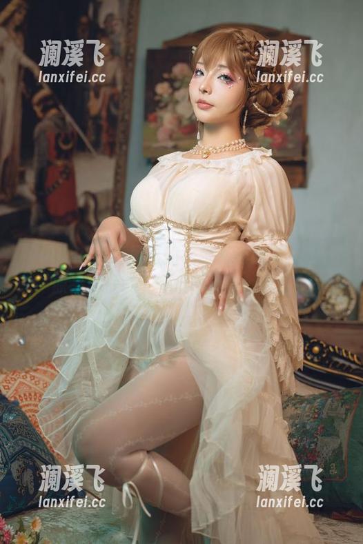 yuuhui玉汇 yuuhui玉汇居然拍了张高清双人写真,原来如此的……毫不掩饰的亲密。