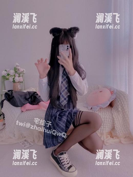 二阶堂宅绘子 二阶堂宅绘子私房图再发威,初音未来的原图,果然是那种让人停留片刻的美。