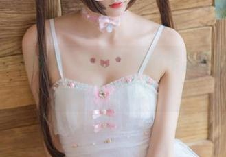 说好的灰姑娘，五更百鬼的作品区别于任何想象的真实。