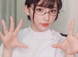 从宿醉毛衣到cos合集——你十七鸽的别致日常
