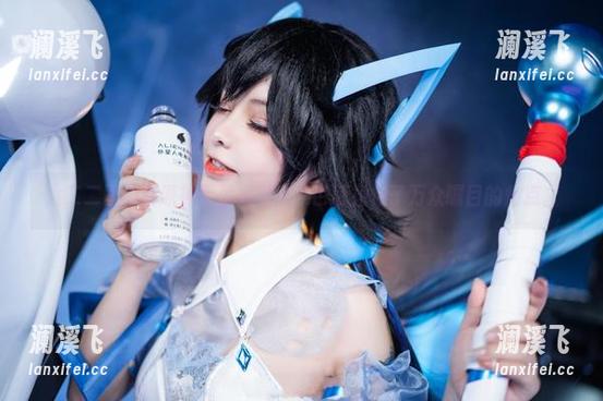六二二同学的原神无圣光写真，芭芭拉成了万众瞩目的焦点。