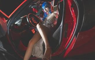 千寻大人的Kyaru精选：原图里的那个瞬间，太具迷惑感了