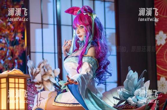 咔喵 显然,咔喵的内衣写真里有些话是藏着不让人看懂的,原图还真得慢慢品味。