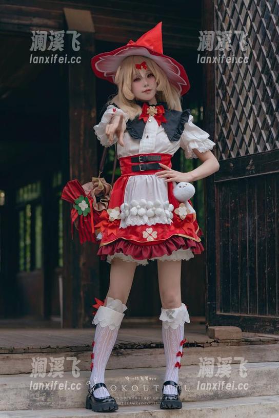 咬人小小兔 这原图让“咬人小小兔”灵魂出窍了,金蛇来财的合集居然比我年终总结还精彩!