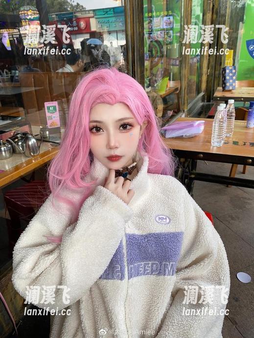 大肉丸Amiee 大肉丸Amiee的长腿高清热度,一波接着一波的惊呼!