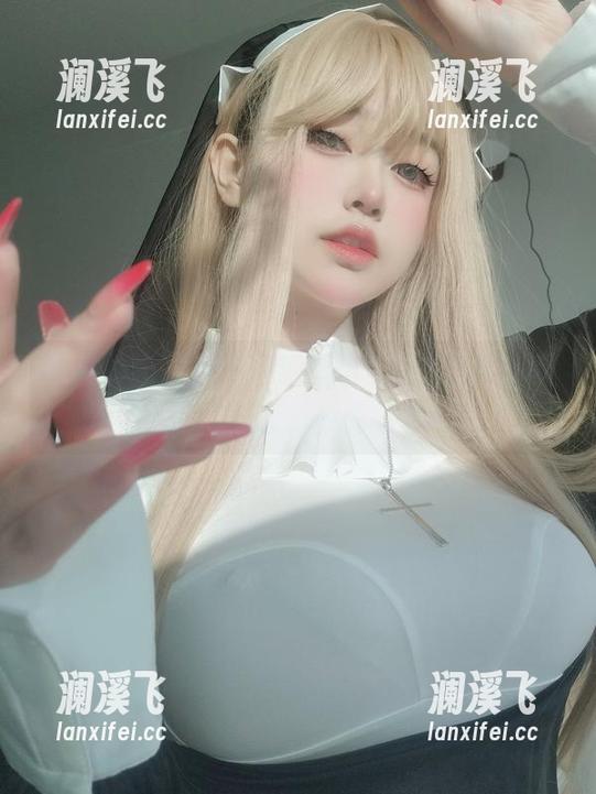 女主K 隐隐约约,女主K与保健医师的图包分享——哪些姿势你能模仿?