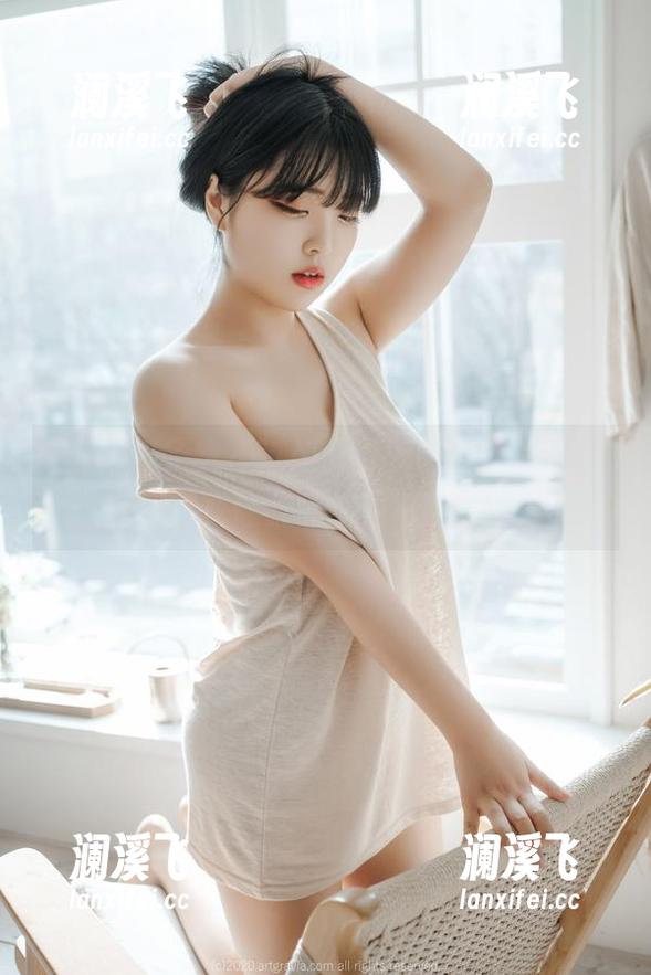 图片看多了也不过如此，宋哈娜(송하나)的御姐写真让我忍不住再瞅一眼！