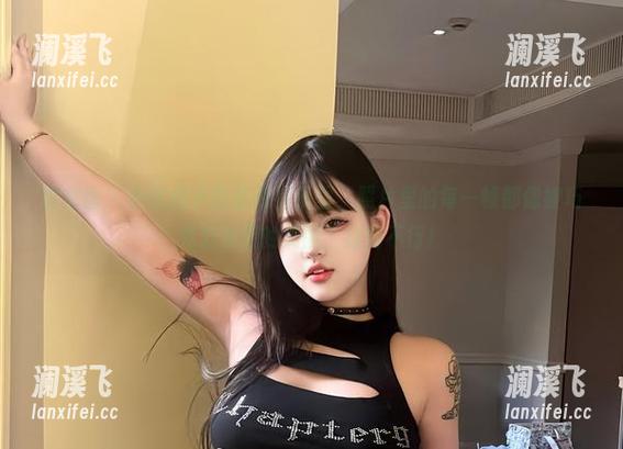 小优优子 微密圈 - 小优优子在圣诞特辑里,照片里的每一帧都像被巧克力包裹的美图,甜到不行!