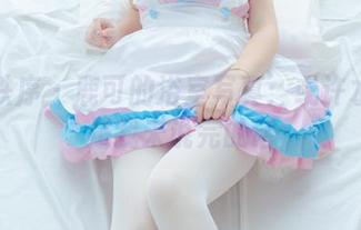 少女秩序 – 鹿可的浴室写真：或许水流声是我未说完的话