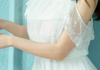 尤果网 – 私房写真:研依的温柔其实是个黑洞,把人吸进去完全不想出来!