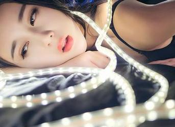 推女神 – 尤Una娜的妹妹探险：福利和作品，路边的小惊艳