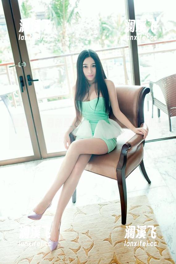 推女郎-曾水 推女郎 - 最新照片:曾水,吊着吊带的那一刻,似乎连空气都变得轻盈了。