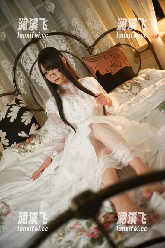 晓美妈 浪漫与不羁并存,晓美妈娓娓道来的婚纱写真资源还真挺特别。