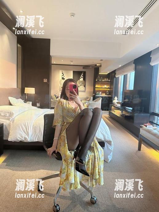 果儿Victoria 微密圈 - 果儿Victoria的公主与野兽——图片合集:看吧!野兽心中的公主梦!