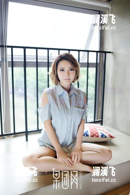 果团网-何梦兮Stacy 果团网 - 图库探险:何梦兮Stacy和她那‘太有灵魂’的套装!
