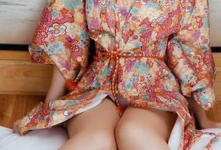 原图在这儿，全是散乱的元素，果团网，你就不能让这无名多一点个性吗？