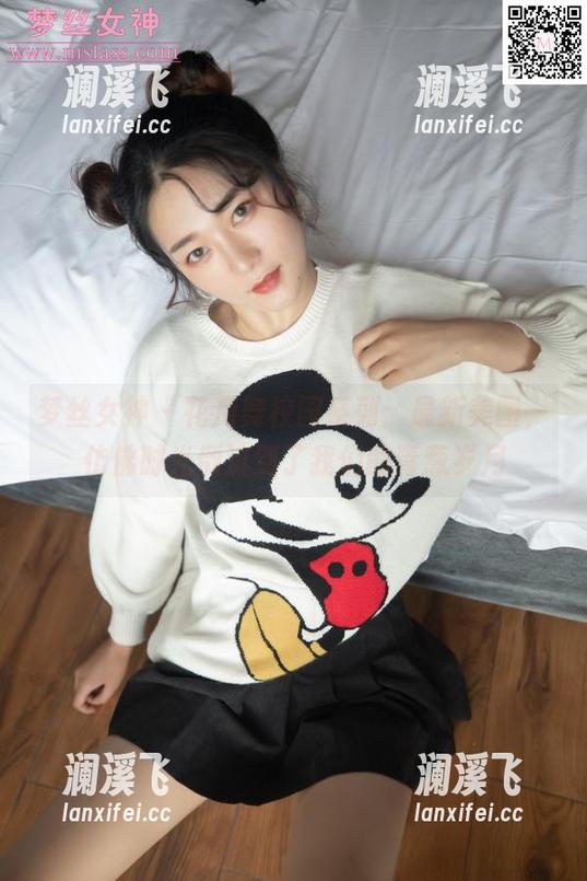 梦丝女神-花月舞 梦丝女神 - 花月舞校园系列:最新美图,仿佛时光倒流到了我们的青葱岁月