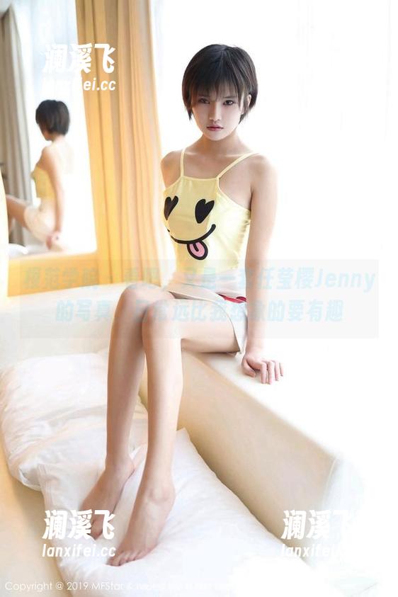 模范学院-任莹樱Jenny 模范学院 - 看吧,又是一套任莹樱Jenny的写真,日常远比我想象的要有趣