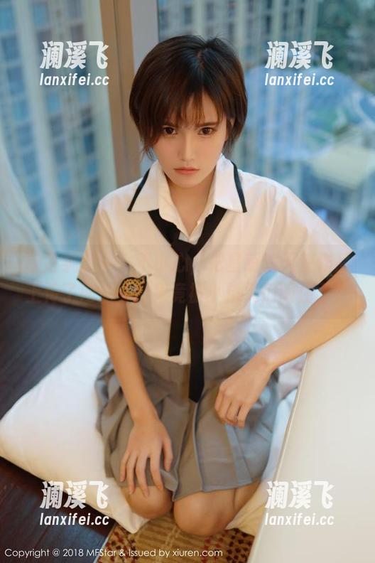模范学院-星萌 模范学院 - 一不小心,把星萌的天使作品上传了网盘,结果竟被小精灵们围住了!