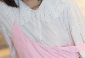 模范学院 – 白子嫣nicky的旅拍小风波：人能一边拍美照一边打包吗？