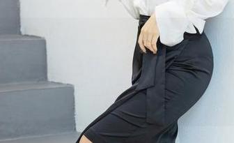 爱蜜社 – 从未见过的浴缸：若彤boomboom选的角度，总让人有点想问“这是在哪儿拍的？”