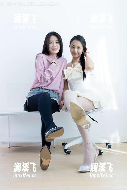 物恋传媒-elise 物恋传媒 - 每次翻Elise的写真,都觉得她的芳华可能藏了些另类资源!