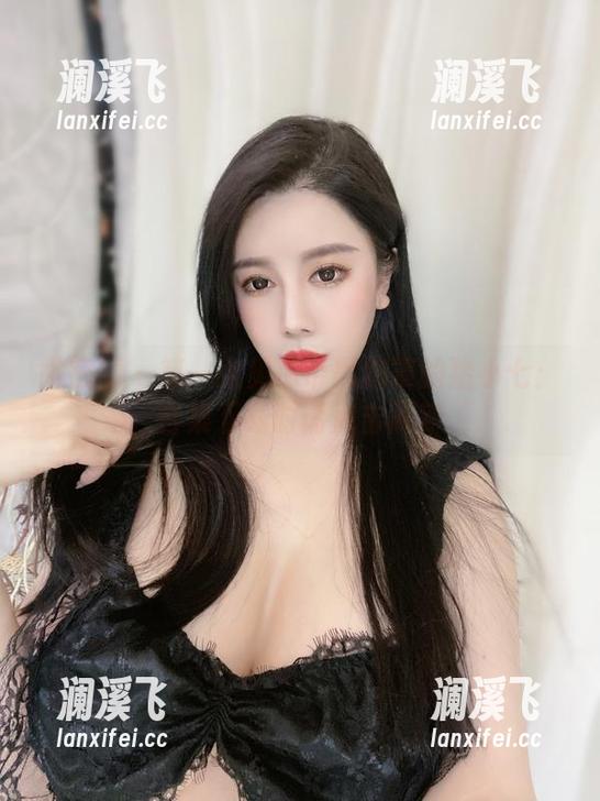 猪小七 微密圈 - 第一次见吊带黑胸罩的猪小七:合集下载时请点击刷新