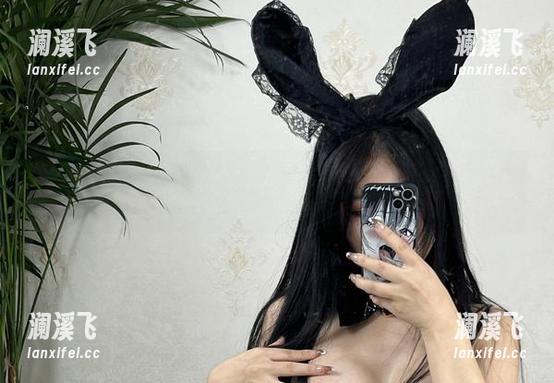 微密圈 - 高清作品警告：秘书的油亮黑丝，又一次验证了猪饲料的不凡眼光。