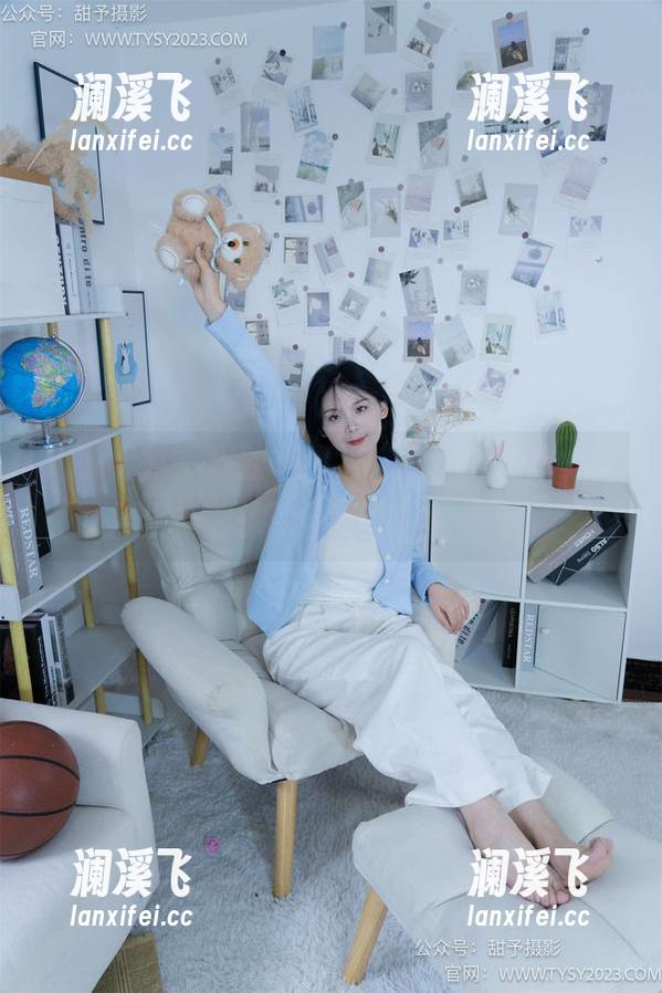 甜予摄影 - 最新写真，“思思”教你如何用白衬衫撩动春天的懒散气息。